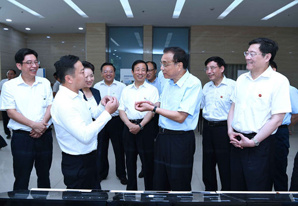 李克强：东部向中西部产业转移既是趋势，也符