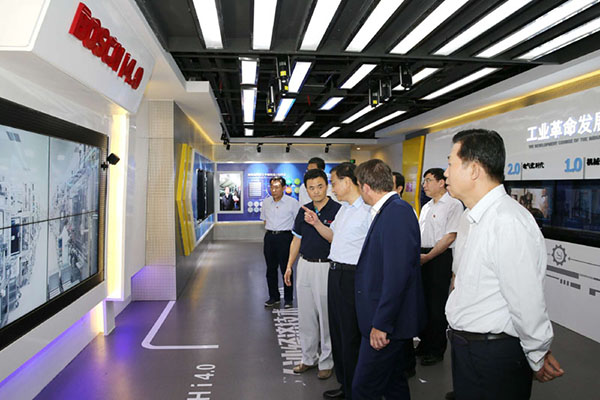 李克强：东部向中西部产业转移既是趋势，也符